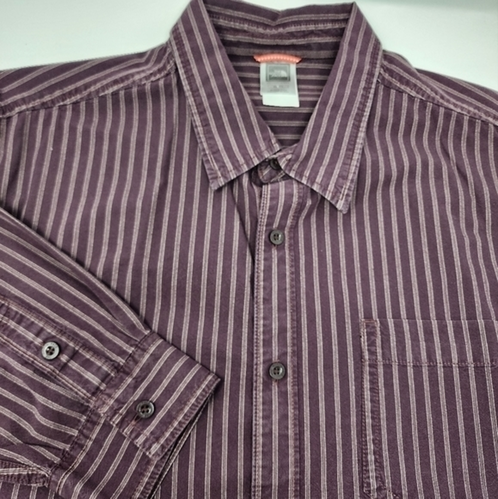 The North Face Men's Burgandy Stripe Button Up‎ Size XL Shirt